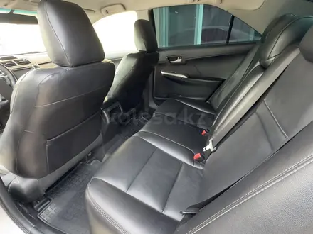 Toyota Camry 2014 года за 8 700 000 тг. в Алматы – фото 23