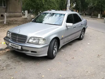 Mercedes-Benz C 200 1997 года за 2 250 000 тг. в Алматы