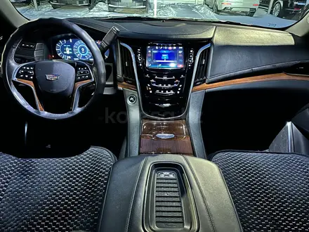 Cadillac Escalade 2018 года за 22 000 000 тг. в Астана – фото 8