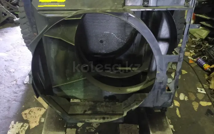 Диффузор радиатора на Nissan Pathfinder R51 за 30 000 тг. в Караганда