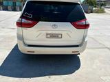 Toyota Sienna 2015 года за 11 100 000 тг. в Актау – фото 3