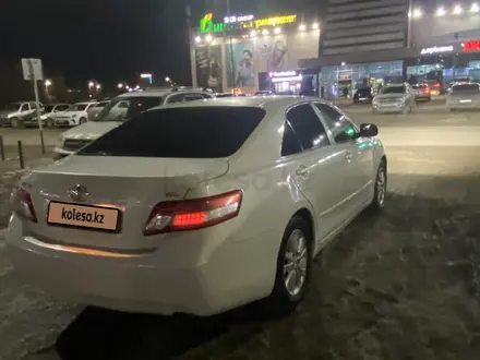 Toyota Camry 2010 года за 5 850 000 тг. в Актобе – фото 8