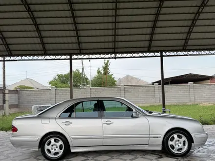Mercedes-Benz E 280 2000 года за 4 500 000 тг. в Тараз – фото 17
