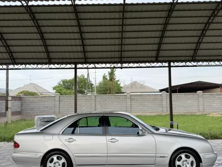 Mercedes-Benz E 280 2000 года за 4 500 000 тг. в Тараз – фото 16