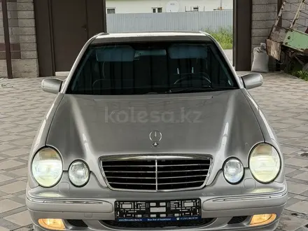 Mercedes-Benz E 280 2000 года за 4 500 000 тг. в Тараз