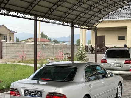 Mercedes-Benz E 280 2000 года за 4 500 000 тг. в Тараз – фото 24