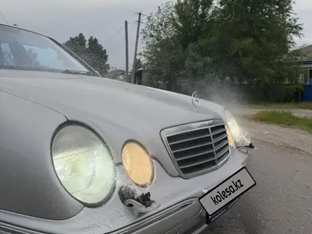 Mercedes-Benz E 280 2000 года за 4 500 000 тг. в Тараз – фото 29