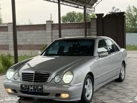 Mercedes-Benz E 280 2000 года за 4 500 000 тг. в Тараз – фото 3