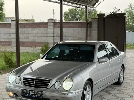 Mercedes-Benz E 280 2000 года за 4 500 000 тг. в Тараз – фото 4