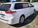 Toyota Sienna 2014 года за 8 500 000 тг. в Актобе – фото 2