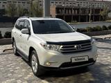 Toyota Highlander 2011 года за 14 000 000 тг. в Сарыагаш – фото 2