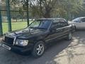 Mercedes-Benz E 220 1993 года за 1 600 000 тг. в Жезказган