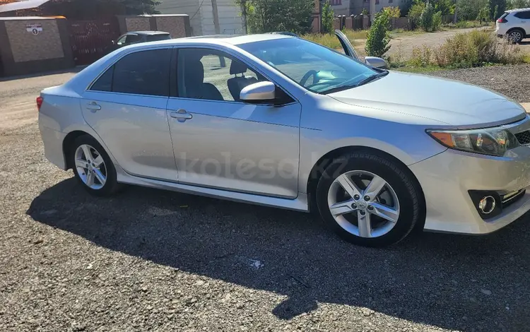 Toyota Camry 2014 года за 12 000 000 тг. в Караганда