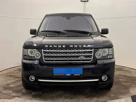 Land Rover Range Rover 2011 года за 8 360 000 тг. в Актобе – фото 2