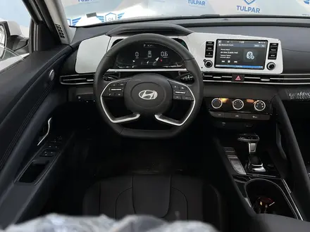 Hyundai Elantra 2023 года за 9 650 000 тг. в Шымкент – фото 12
