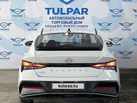 Hyundai Elantra 2023 года за 9 650 000 тг. в Шымкент – фото 8