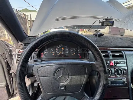 Mercedes-Benz E 280 1996 годаүшін2 500 000 тг. в Шымкент – фото 3