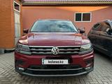 Volkswagen Tiguan 2018 года за 11 800 000 тг. в Астана