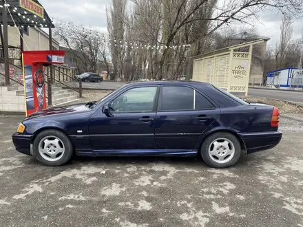 Mercedes-Benz C 180 1995 года за 1 600 000 тг. в Тараз – фото 9