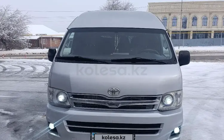 Toyota Hiace 2008 года за 7 000 000 тг. в Алматы