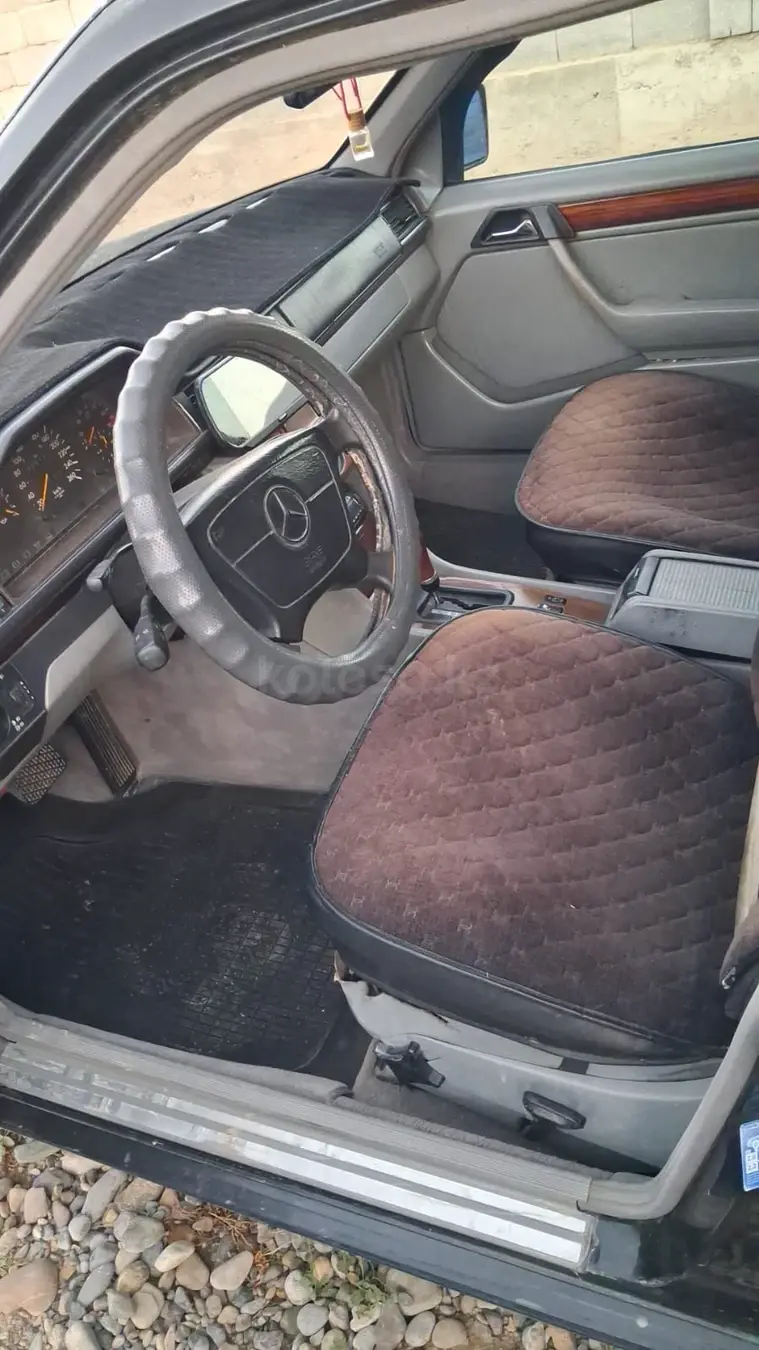 Mercedes-Benz E-Class, 1995