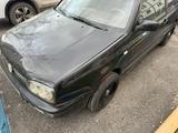 Volkswagen Golf 1994 года за 1 450 000 тг. в Астана – фото 2