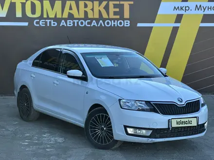 Skoda Rapid 2015 года за 5 450 000 тг. в Атырау – фото 4