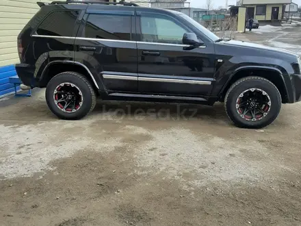 Jeep Grand Cherokee 2005 года за 5 900 000 тг. в Степногорск – фото 20