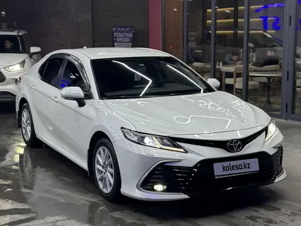 Toyota Camry 2021 года за 14 500 000 тг. в Шымкент – фото 26