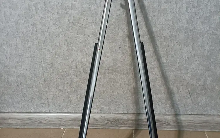 Молдинг в капоте Саната за 531 тг. в Алматы