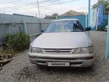 Toyota Corolla, 1995