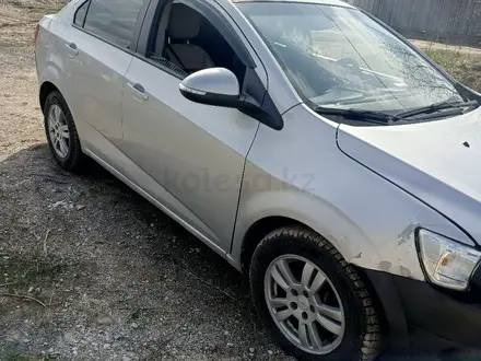Chevrolet Aveo 2015 года за 2 800 000 тг. в Алматы – фото 14