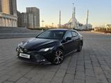 Toyota Camry 2018 года за 8 000 000 тг. в Астана