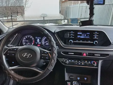 Hyundai Sonata 2021 года за 11 200 000 тг. в Алматы – фото 8