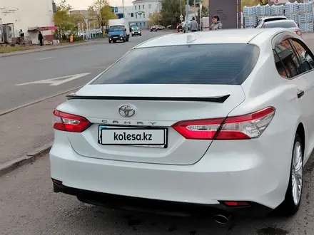 Toyota Camry 2019 года за 12 000 000 тг. в Астана – фото 2