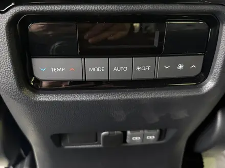Toyota Land Cruiser Prado Comfort+ 2025 года за 32 490 000 тг. в Актобе – фото 8