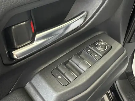Toyota Land Cruiser Prado Comfort+ 2025 года за 32 490 000 тг. в Актобе – фото 10