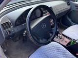 Mercedes-Benz C 200 1998 годаүшін1 800 000 тг. в Щучинск – фото 2