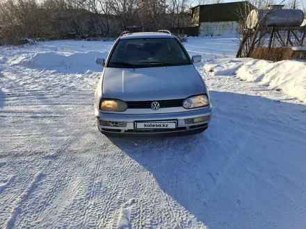 Volkswagen Golf 1999 года за 2 400 000 тг. в Астана