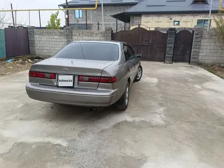 Toyota Camry 1998 года за 3 400 000 тг. в Алматы – фото 9