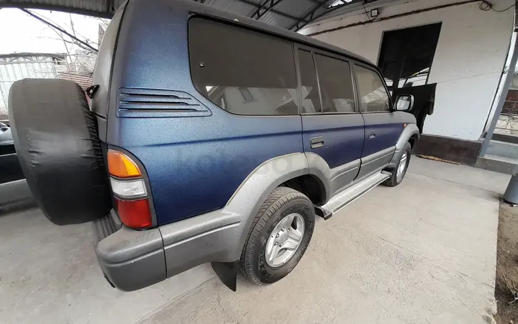 Toyota Land Cruiser Prado 2000 года за 5 000 000 тг. в Алматы