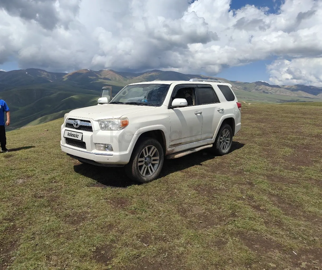 Toyota 4Runner, 2013