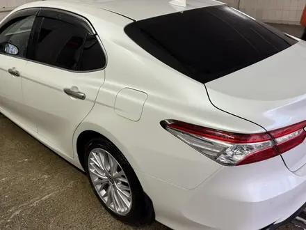 Toyota Camry 2020 года за 16 000 000 тг. в Тараз – фото 4