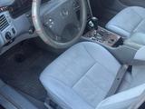 Mercedes-Benz E 240 1999 года за 2 500 000 тг. в Тараз – фото 4