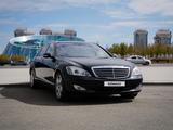 Mercedes-Benz S 500 2007 года за 10 000 000 тг. в Астана – фото 2