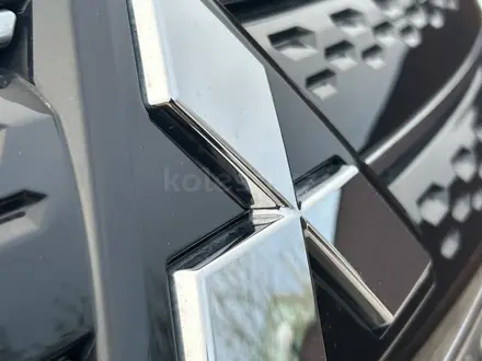 Mitsubishi Outlander 2023 года за 20 500 000 тг. в Атырау – фото 2
