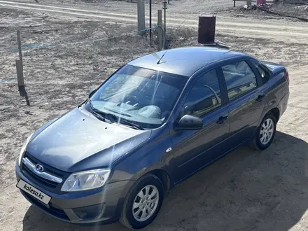 ВАЗ (Lada) Granta 2190 2018 года за 3 000 000 тг. в Актобе – фото 3
