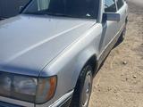 Mercedes-Benz E 230 1991 годаfor1 050 000 тг. в Алматы