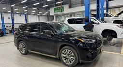 Toyota Highlander 2022 года за 28 500 000 тг. в Уральск – фото 3