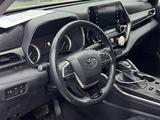 Toyota Highlander 2022 годаүшін26 000 000 тг. в Уральск – фото 4